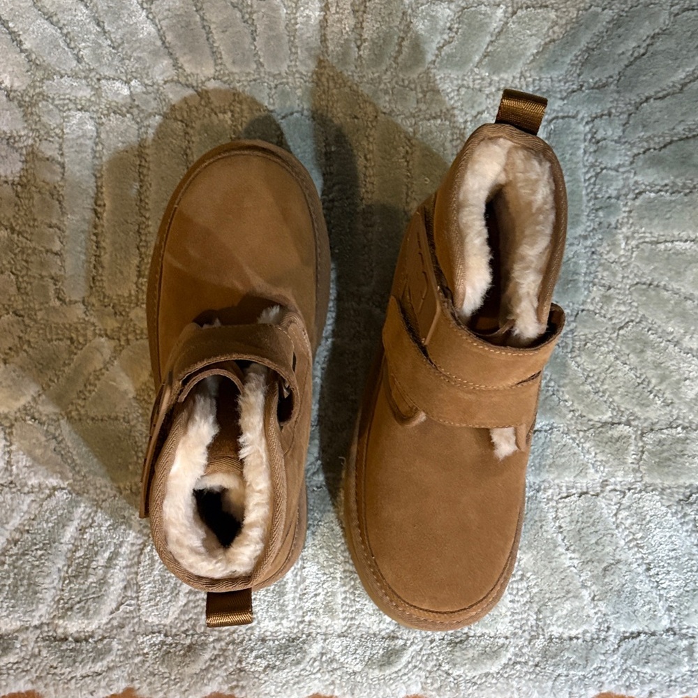UGG Brown Ankle Boots with Cream Lining
